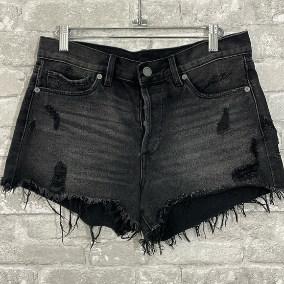 BLANKNYC Distressed Button Fly Shorts - Picture 1 of 5
